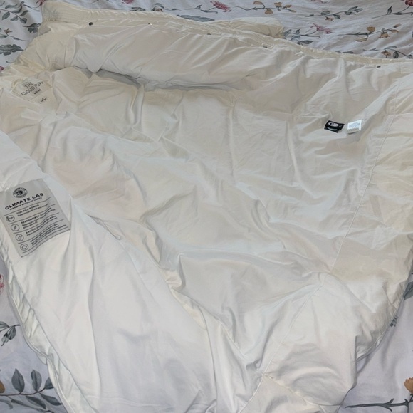 Gifts for Her 🎁☁️Long XS Aritzia Cloud Puff - Picture 11 of 14